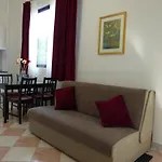 Mira *